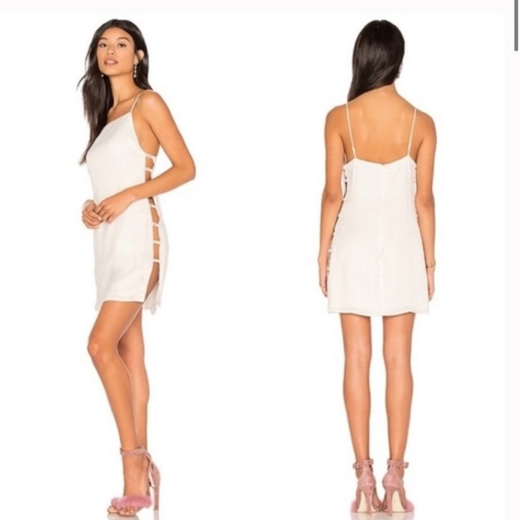 NWT Revolve ‘H:ours’ brand sexy/comfort dress w button detail Sz Small. QUALITY - Picture 3 of 10